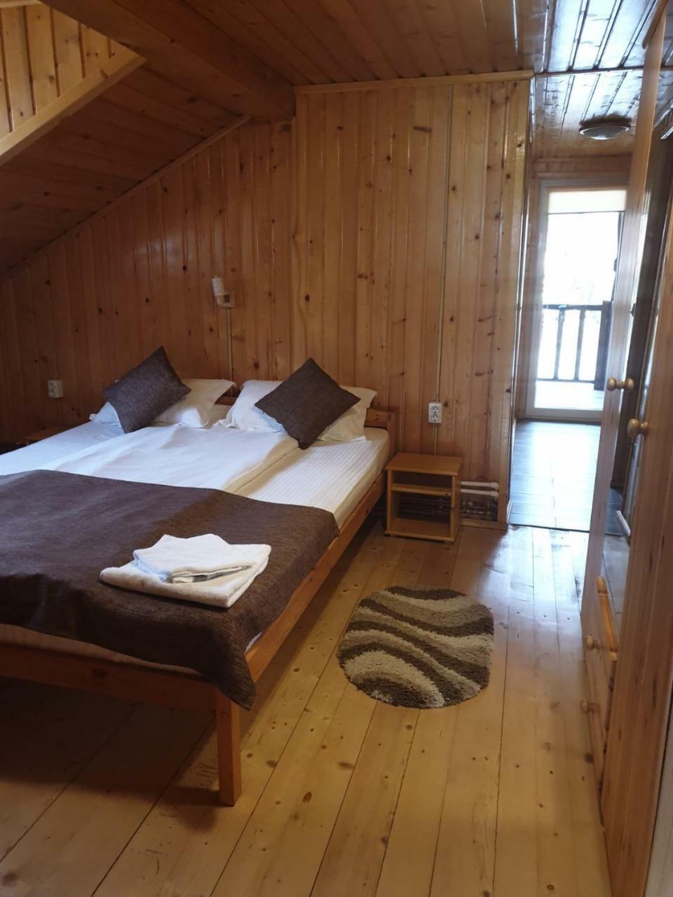 Cabana Sarmis Costesti Exterior photo