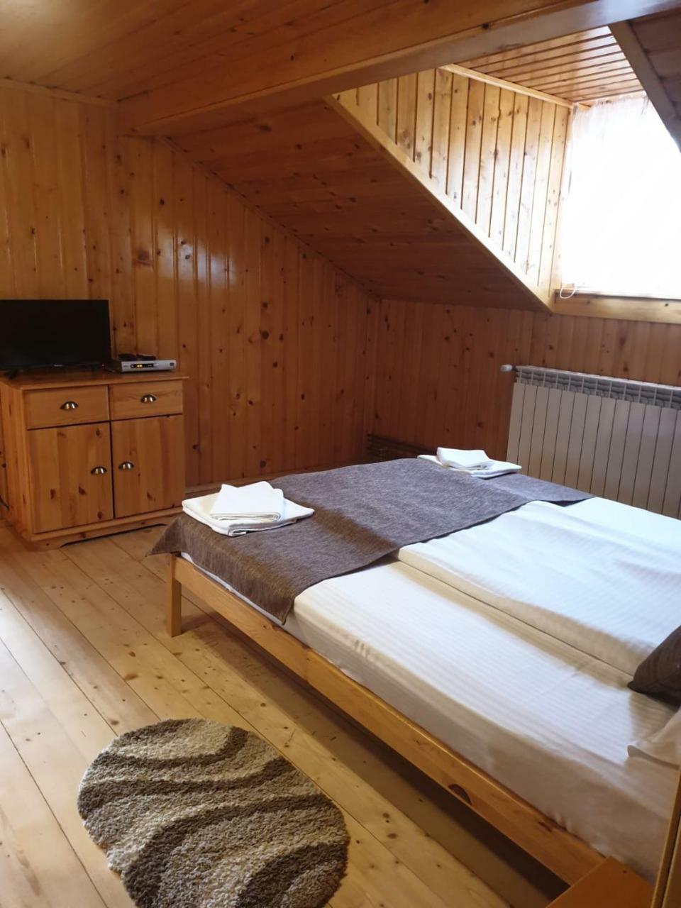 Cabana Sarmis Costesti Exterior photo